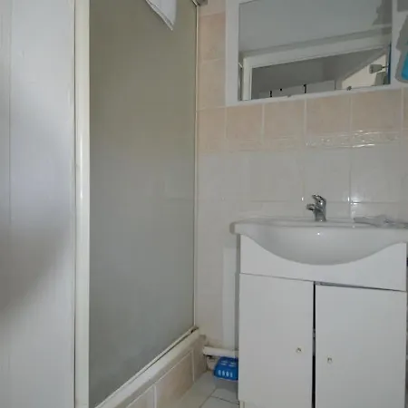 Maisonnette Avec Terrasse A 50m De La Plage شقة لوك-سور-مير
