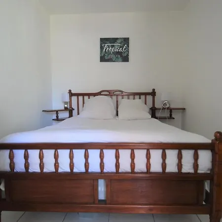 Maisonnette Avec Terrasse A 50m De La Plage Luc-sur-Mer