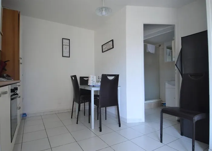 Maisonnette Avec Terrasse A 50m De La Plage Luc-sur-Mer